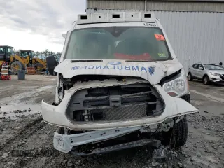 2019 Ford Transit with VIN 1FDYR2CM8KKB86523, listed as a Copart auction lot 80925903 with Not Provided miles and Salvage Title. Bid and sale history available at DreamBid. Image 5.