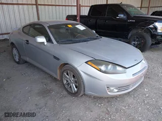 2008 Hyundai Tiburon GS with VIN KMHHM66D68U278504, listed as a IAAI auction lot 41135428 with 146,473 mi miles. Bid and sale history available at carsss.com. Image 1.
