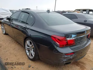 2014 BMW 7 Series 750i с VIN WBAYA8C55ED228448, выставлен на аукционе IAAI как лот 41350013 с пробегом 97 829 миль миль и . История ставок и продаж доступна на DreamBid. Изображение 3.