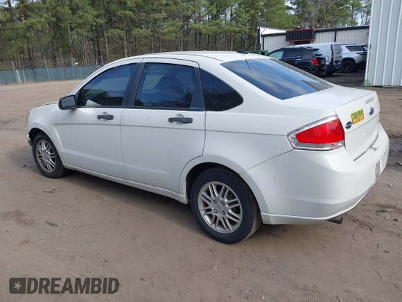 2011 Ford Focus SE with VIN 1FAHP3FN4BW199904, listed as a IAAI auction lot 41882463 with 109,798 mi miles. Bid and sale history available at carsss.com. Image 3.
