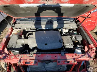 2018 GMC Canyon 2WD SLE with VIN 1GTG5CEN5J1328449, listed as a Copart auction lot 46572945 with 115,560 mi miles and Salvage Title. Bid and sale history available at carsss.com. Image 11.