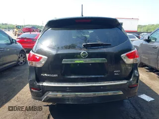 2015 Nissan Pathfinder Platinum z VIN 5N1AR2MM7FC707876, wystawiony jako IAAI lot #42255193 z przebiegiem 144 051 mil mil oraz . Historia ofert i sprzedaży dostępna na DreamBid. Obrazek 17.
