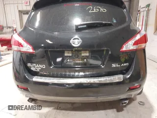 2011 Nissan Murano SV z VIN JN8AZ1MW6BW160130, wystawiony jako IAAI lot #41962676 z przebiegiem 122 958 mil mil oraz . Historia ofert i sprzedaży dostępna na DreamBid. Obrazek 6.