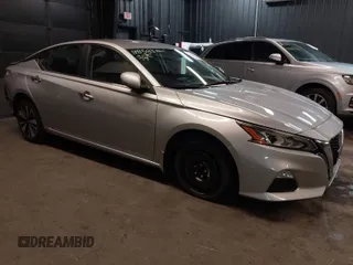 2022 Nissan Altima 2.5 SV with VIN 1N4BL4DV0NN312574, listed as a IAAI auction lot 41834345 with 27,238 mi miles. Bid and sale history available at carsss.com. Image 1.