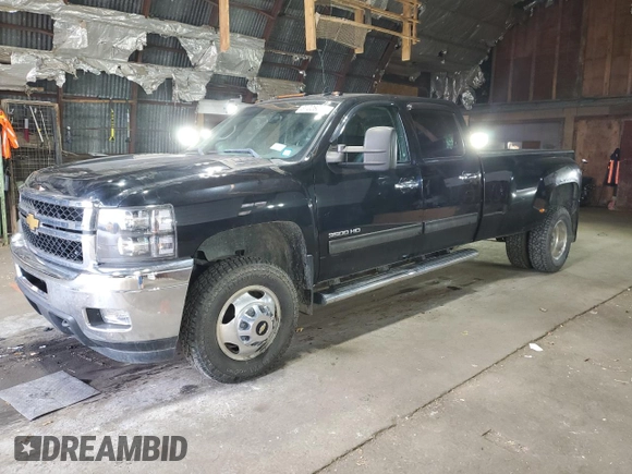 2014 Chevrolet Silverado 3500HD LTZ with VIN 1GC4K1C89EF138109, listed as a Copart auction lot 81026634 with 117,552 mi miles and Salvage Title. Bid and sale history available at carsss.com. Image 1.