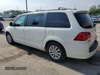 2012 Volkswagen Routan SE z VIN 2C4RVABG7CR391702, wystawiony jako Copart lot #57144765 z przebiegiem 97 122 mil mil oraz Szkoda całkowita • Salvage title. Historia ofert i sprzedaży dostępna na DreamBid. Obrazek 2.