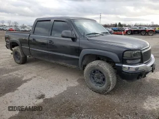 2003 GMC Sierra 1500HD SLT z VIN 1GTGK13U93F245135, wystawiony jako Copart lot #81886484 z przebiegiem 302 035 mil mil oraz Tytuł czysty. Historia ofert i sprzedaży dostępna na DreamBid. Obrazek 4.