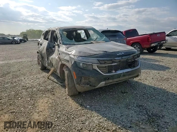 2024 Kia Seltos LX with VIN KNDEPCAA1R7474831, listed as a Copart auction lot 52188665 with 32,703 mi miles and Non repairable. Bid and sale history available at DreamBid. Image 11.