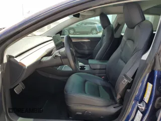 2023 Tesla Model 3 Performance z VIN 5YJ3E1EC4PF558646, wystawiony jako Copart lot #55201985 z przebiegiem 24 455 mil mil oraz Nie do naprawy. Historia ofert i sprzedaży dostępna na DreamBid. Obrazek 7.