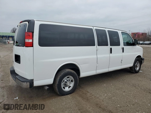 2016 Chevrolet Express Passenger LT with VIN 1GAZGPFF9G1311706, listed as a Copart auction lot 84155094 with 312,498 mi miles and Clean title. Bid and sale history available at DreamBid. Image 3.