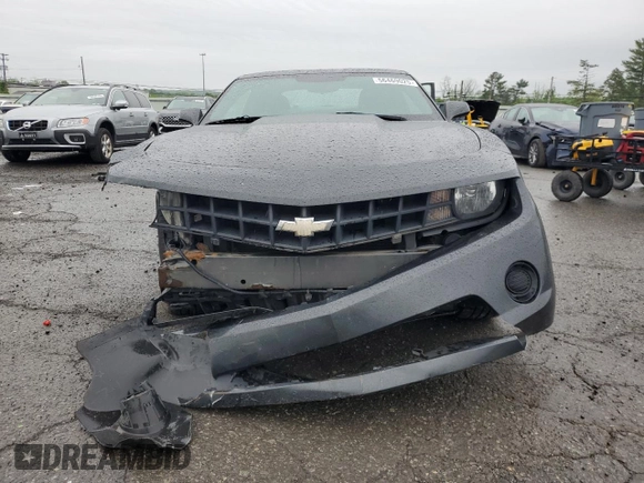 2013 Chevrolet Camaro LS с VIN 2G1FA1E38D9223116, выставлен на аукционе Copart как лот 56469025 с пробегом 174 565 миль миль и Списание • Salvage title. История ставок и продаж доступна на DreamBid. Изображение 5.