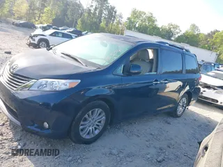 2011 Toyota Sienna XLE AAS with VIN 5TDYK3DC9BS070504, listed as a IAAI auction lot 42046045 with 193,066 mi miles and . Bid and sale history available at DreamBid. Image 14.