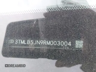 2024 Toyota Tacoma SR5 z VIN 3TMLB5JN9RM003004, wystawiony jako IAAI lot #42276998 z przebiegiem 32 474 mil mil oraz . Historia ofert i sprzedaży dostępna na DreamBid. Obrazek 9.