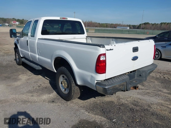 2008 Ford Super Duty F-250 SRW XL with VIN 1FTSX215X8EB47211, listed as a IAAI auction lot 41835753 with 274,515 mi miles. Bid and sale history available at carsss.com. Image 3.