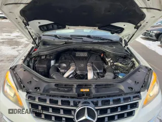 2014 Mercedes-Benz M 550 with VIN 4JGDA7DB0EA408983, listed as a Copart auction lot 42161095 with 115,482 mi miles and Clean Title. Bid and sale history available at carsss.com. Image 8.