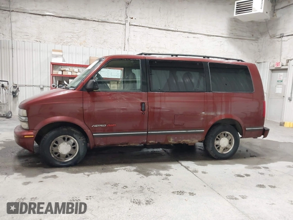 1998 Chevrolet Astro with VIN 1GNEL19W3WB115660, listed as a IAAI auction lot 42141028 with 95,538 mi miles. Bid and sale history available at carsss.com. Image 14.