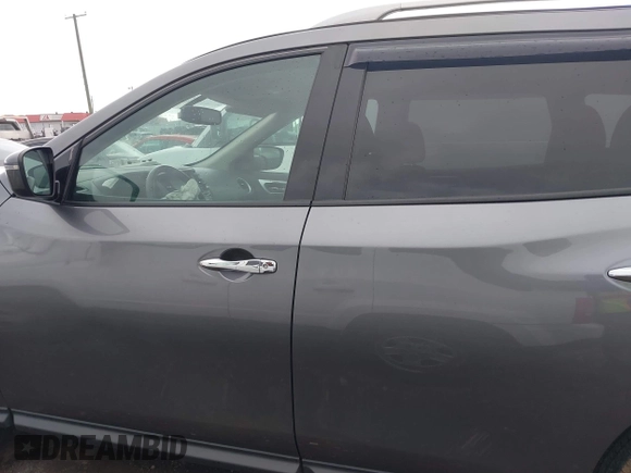 2018 Nissan Pathfinder S z VIN 5N1DR2MM3JC661596, wystawiony jako IAAI lot #41829093 z przebiegiem 115 446 mil mil oraz . Historia ofert i sprzedaży dostępna na DreamBid. Obrazek 15.