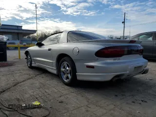 1997 Pontiac Firebird with VIN 2G2FS22K3V2222735, listed as a Copart auction lot 86112574 with 172,116 mi miles and Salvage Title. Bid and sale history available at carsss.com. Image 2.