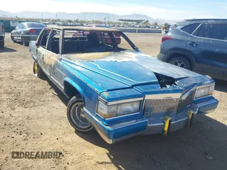 1992 Cadillac Brougham z VIN 1G6DW5472NR710091, wystawiony jako IAAI lot #41657138 z przebiegiem Nie podano mil oraz . Historia ofert i sprzedaży dostępna na DreamBid. Obrazek 1.