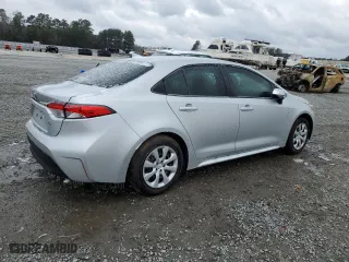 2024 Toyota Corolla LE with VIN 5YFB4MDE1RP215299, listed as a Copart auction lot 46051005 with 7,004 mi miles and Salvage Title. Bid and sale history available at carsss.com. Image 3.