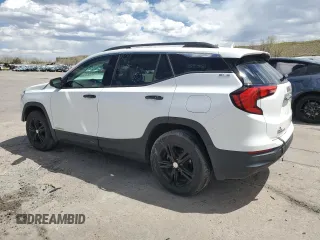 2020 GMC Terrain SLE z VIN 3GKALTEV0LL204536, wystawiony jako Copart lot #54000265 z przebiegiem 61 666 mil mil oraz Szkody całkowita. Historia ofert i sprzedaży dostępna na DreamBid. Obrazek 2.