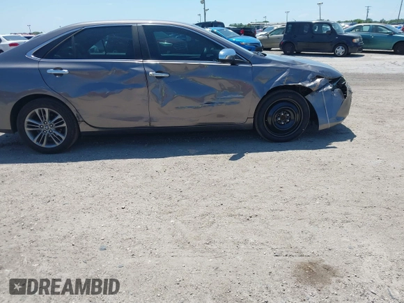 2015 Toyota Camry XLE with VIN 4T1BF1FK7FU020846, listed as a IAAI auction lot 42017645 with 187,129 mi miles. Bid and sale history available at carsss.com. Image 14.