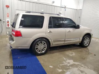 2008 Lincoln Navigator with VIN 5LMFU28548LJ12295, listed as a Copart auction lot 45897995 with 210,181 mi miles and Clean title. Bid and sale history available at DreamBid. Image 3.