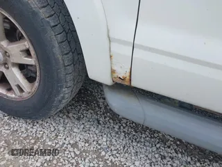 2010 Ford Explorer XLT с VIN 1FMEU7DE9AUA42603, выставлен на аукционе IAAI как лот 42201181 с пробегом 175 994 миль миль и . История ставок и продаж доступна на DreamBid. Изображение 12.
