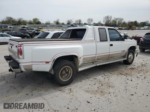 1989 GMC Sierra 1500 with VIN 2GTHC39K3K1532298, listed as a Copart auction lot 51497065 with 233,797 mi miles and Salvage Title. Bid and sale history available at DreamBid. Image 3.