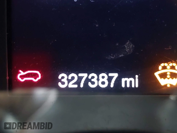 2018 Jeep Compass Latitude with VIN 3C4NJDBB9JT160925, listed as a IAAI auction lot 42301928 with 327,387 mi miles and . Bid and sale history available at DreamBid. Image 15.
