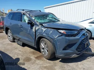 2024 Toyota Highlander XLE with VIN 5TDAAAB58RS023164, listed as a IAAI auction lot 42293658 with 14,057 mi miles and . Bid and sale history available at DreamBid. Image 1.