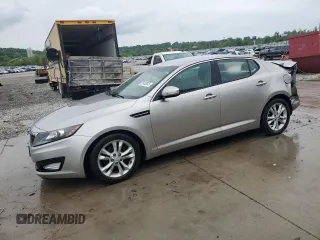 2013 Kia Optima EX z VIN 5XXGN4A79DG134531, wystawiony jako Copart lot #55463875 z przebiegiem 221 707 mil mil oraz Szkoda całkowita • Salvage title. Historia ofert i sprzedaży dostępna na DreamBid. Obrazek 1.