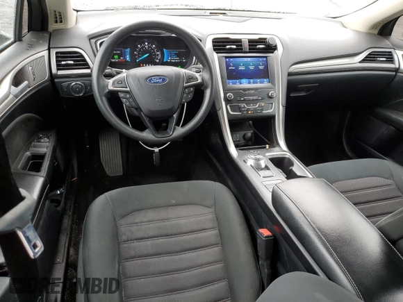 2020 Ford Fusion SE with VIN 3FA6P0LU8LR266753, listed as a Copart auction lot 52341535 with 70,551 mi miles and Salvage title. Bid and sale history available at DreamBid. Image 8.