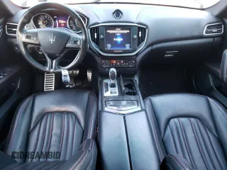 2016 Maserati Ghibli S с VIN ZAM57RSA2G1181033, выставлен на аукционе Copart как лот 52780575 с пробегом 105 266 миль миль и Списание • Salvage title. История ставок и продаж доступна на DreamBid. Изображение 8.