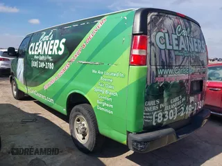 2016 Chevrolet Express Cargo Van with VIN 1GCWGBFF8G1129945, listed as a IAAI auction lot 41679828 with 270,498 mi miles. Bid and sale history available at carsss.com. Image 3.