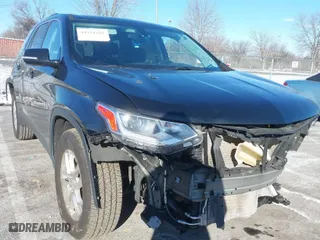 2020 Chevrolet Traverse LT Cloth with VIN 1GNEVGKWXLJ242835, listed as a IAAI auction lot 41251285 with 55,639 mi miles. Bid and sale history available at carsss.com. Image 1.