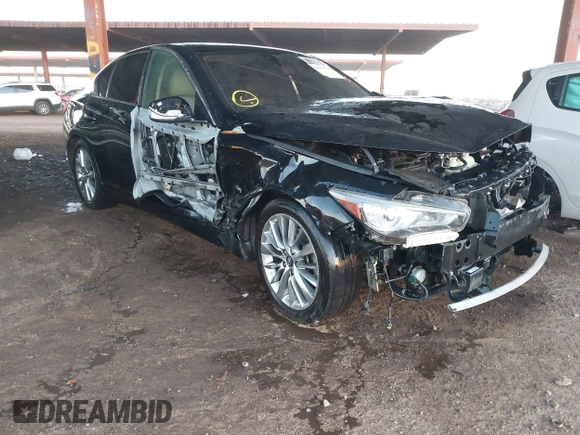 2019 Infiniti Q50 3.0t LUXE with VIN JN1EV7APXKM513587, listed as a IAAI auction lot 41113769 with 71,729 mi miles. Bid and sale history available at carsss.com. Image 1.