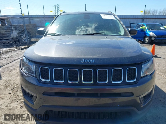 2019 Jeep Compass Sport with VIN 3C4NJCAB0KT613116, listed as a IAAI auction lot 39002435 with 59,805 mi miles and . Bid and sale history available at DreamBid. Image 12.