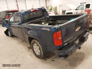 2020 Chevrolet Colorado 4WD Work Truck with VIN 1GCGTBEN7L1113061, listed as a IAAI auction lot 41688068 with 1 mi miles. Bid and sale history available at carsss.com. Image 3.