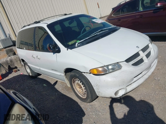 2000 Dodge Caravan SE with VIN 2B4GP45G9YR613000, listed as a IAAI auction lot 41806316 with Not Provided miles and . Bid and sale history available at carsss.com. Image 1.
