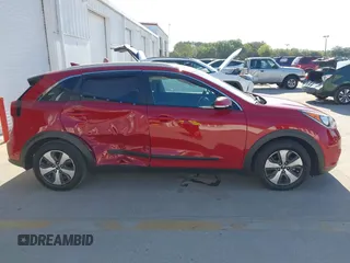 2017 Kia Niro EX with VIN KNDCC3LC3H5065404, listed as a IAAI auction lot 42055848 with 64,768 mi miles. Bid and sale history available at carsss.com. Image 13.