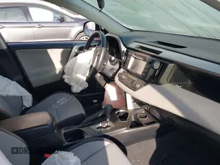 2018 Toyota RAV4 XLE with VIN JTMWFREV6JJ175575, listed as a IAAI auction lot 41788004 with 112,577 mi miles. Bid and sale history available at carsss.com. Image 5.