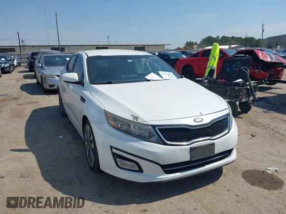 2015 Kia Optima SX with VIN 5XXGR4A73FG487452, listed as a IAAI auction lot 41701755 with 131,922 mi miles and . Bid and sale history available at carsss.com. Image 1.