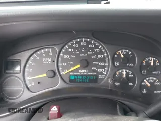 2000 Chevrolet Silverado 1500 with VIN 2GCEC19WXY1357051, listed as a IAAI auction lot 41535946 with 154,163 mi miles and . Bid and sale history available at DreamBid. Image 7.