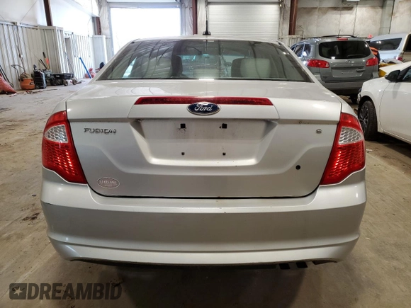 2011 Ford Fusion S with VIN 3FAHP0GA0BR231602, listed as a Copart auction lot 75859254 with 172,351 mi miles and Non Repairable. Bid and sale history available at carsss.com. Image 6.