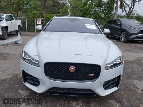 2018 Jaguar XF with VIN SAJBG4FV9JCY55697, listed as a IAAI auction lot 41406469 with 55,572 mi miles and . Bid and sale history available at DreamBid. Image 13.