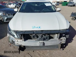 2019 Nissan Altima 2.5 Platinum with VIN 1N4BL4FV3KC114351, listed as a IAAI auction lot 41414004 with 93,291 mi miles. Bid and sale history available at carsss.com. Image 6.