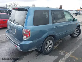 2006 Honda Pilot EX-L with VIN 5FNYF28536B015342, listed as a IAAI auction lot 41745176 with 1 mi miles. Bid and sale history available at carsss.com. Image 4.