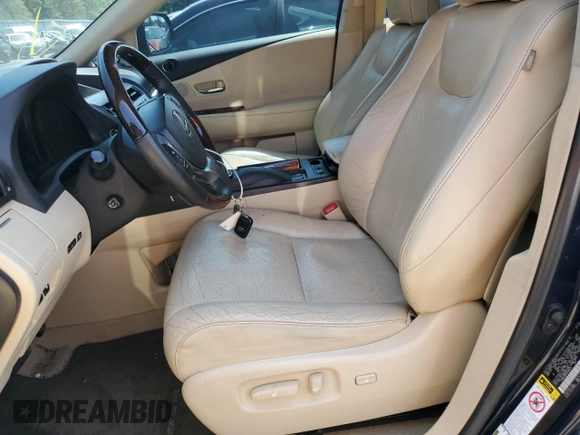 2013 Lexus RX 350 z VIN 2T2BK1BA7DC166277, wystawiony jako Copart lot #58474525 z przebiegiem 115 925 mil mil oraz Szkoda całkowita • Salvage title. Historia ofert i sprzedaży dostępna na DreamBid. Obrazek 7.