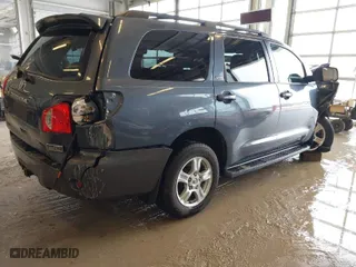 2008 Toyota Sequoia SR5 with VIN 5TDBY64A58S014508, listed as a IAAI auction lot 41592166 with 277,166 mi miles. Bid and sale history available at carsss.com. Image 4.